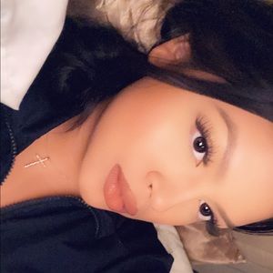 Meet your Posher, Odalis